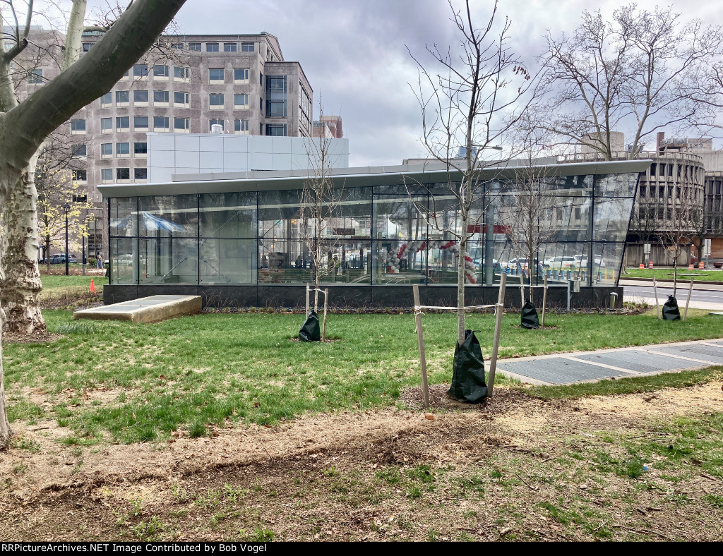 FRanklin Square station